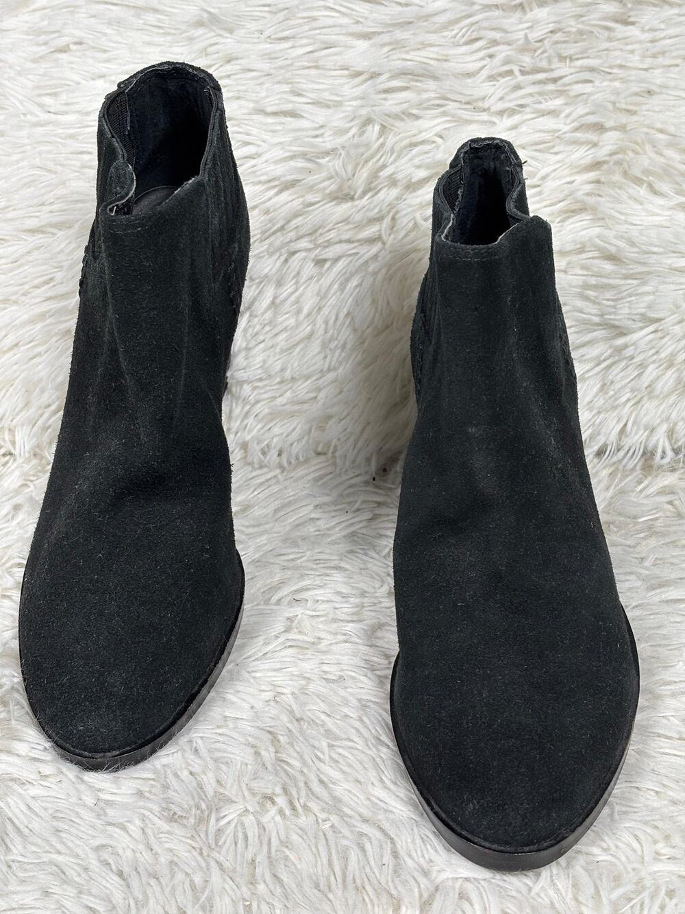 Steve Madden Yager Boots Womens Size 9B Black Suede Ankle Block Heel Booties